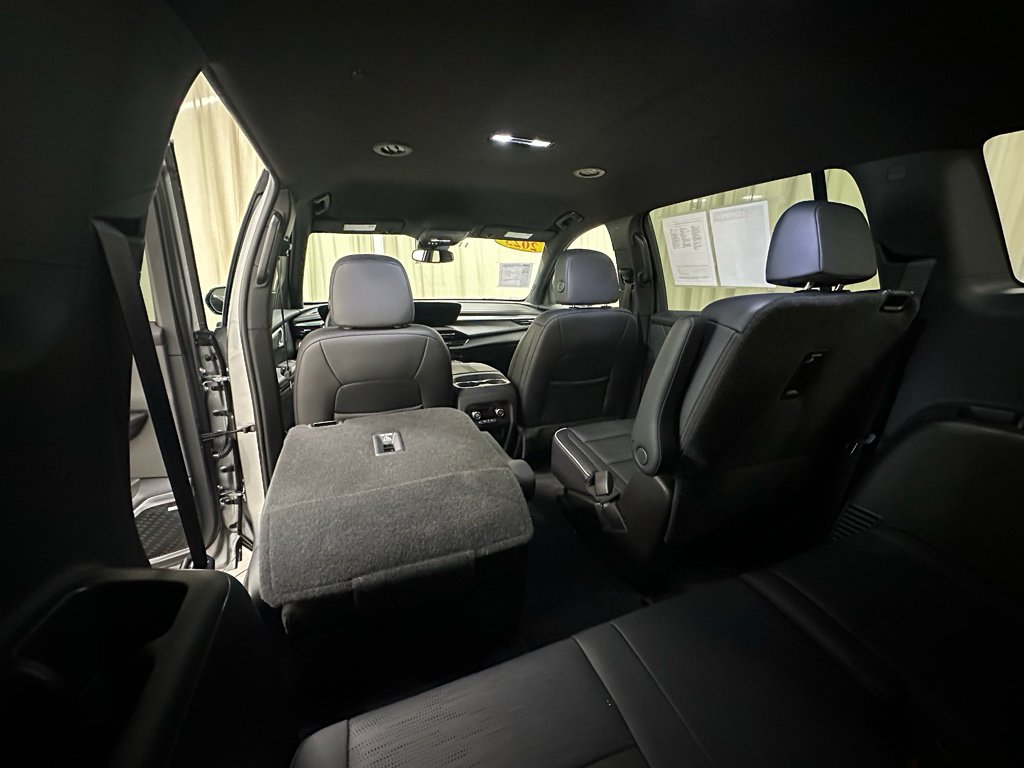 Certified 2025 Buick Enclave Sport Touring image 23