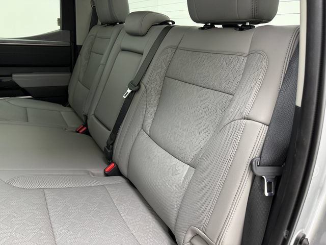 Used 2024 Toyota Tundra Limited AWD/4WD image 34