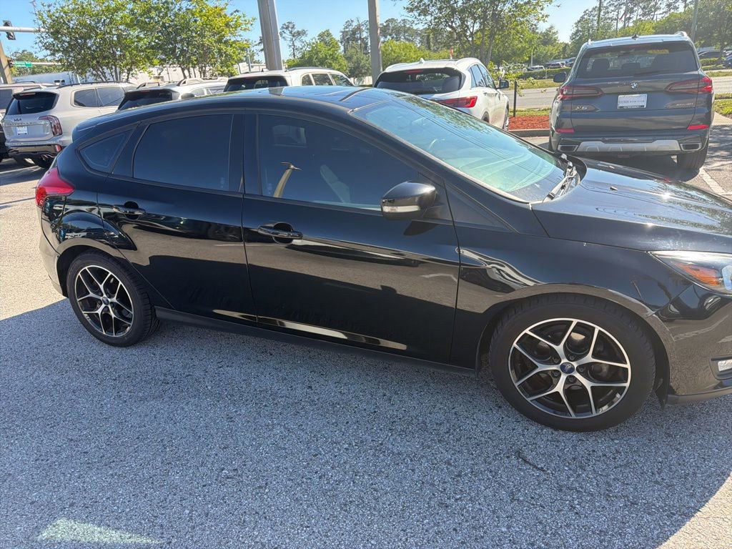 Used 2017 Ford Focus SEL w/ Cold Weather Package image 17