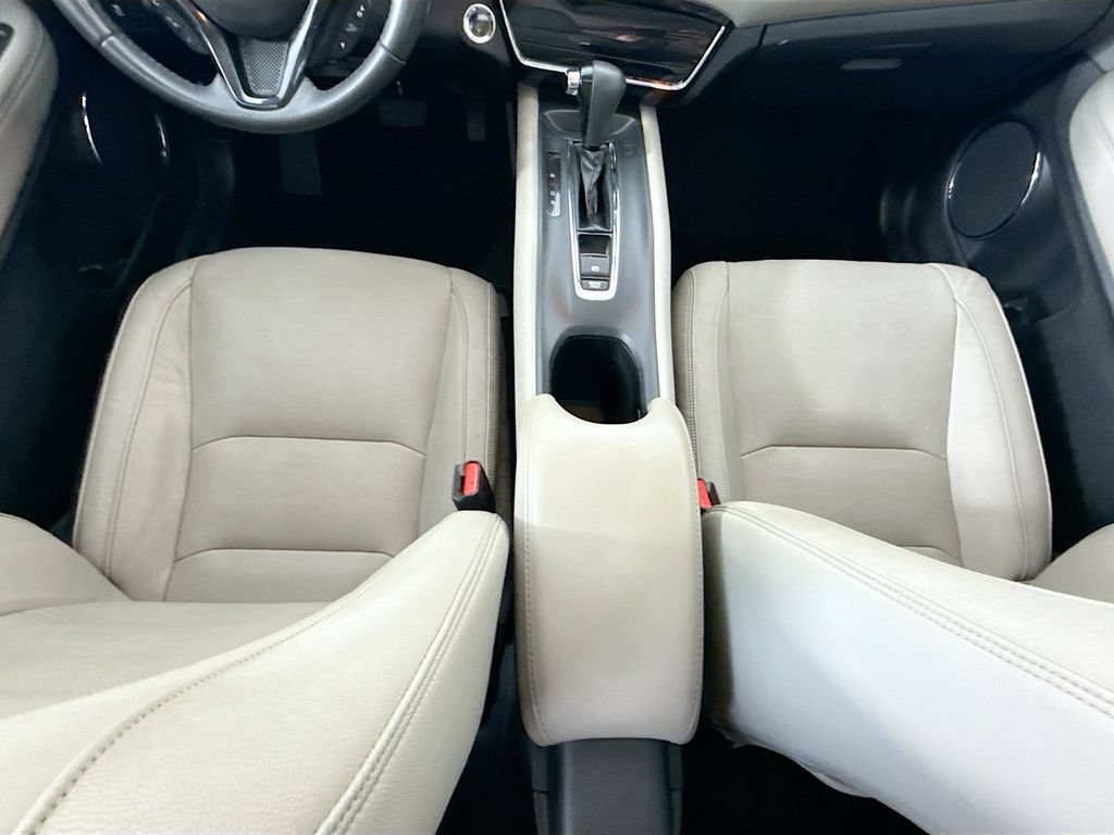 Certified 2019 Honda HR-V Touring image 16