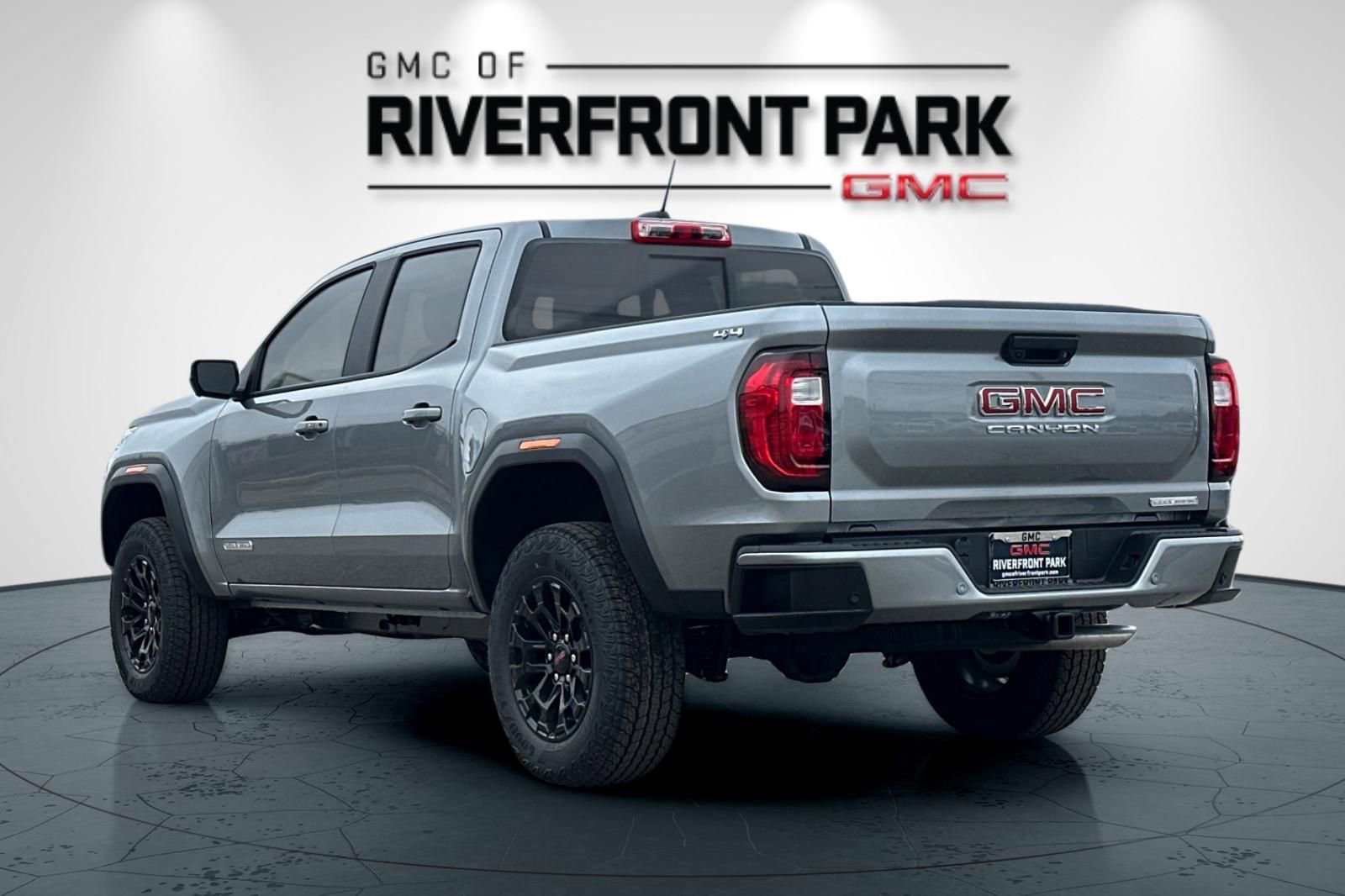 New 2026 GMC Canyon Elevation w/ Convenience Package image 5