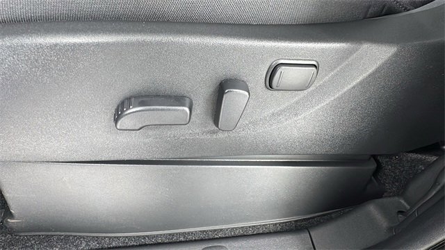 New 2026 Nissan Frontier SV w/ SV Convenience Package image 11
