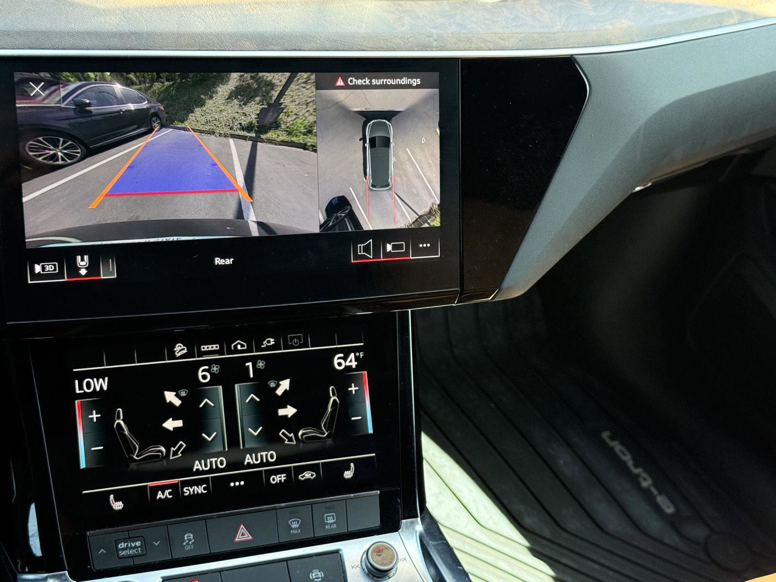 Used 2022 Audi e-tron Premium AWD/4WD image 19