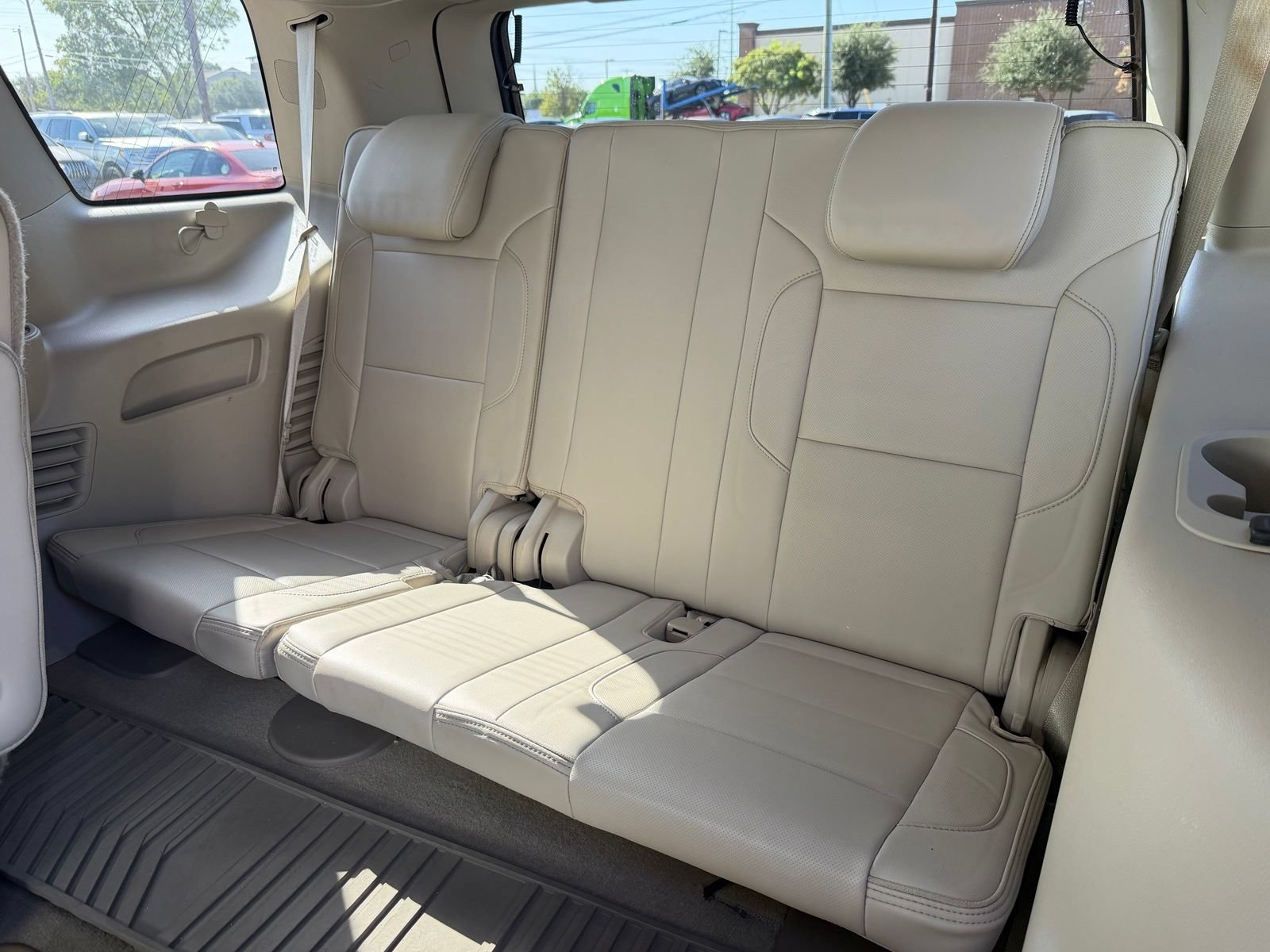 Used 2015 GMC Yukon Denali w/ Open Road Package AWD/4WD image 32