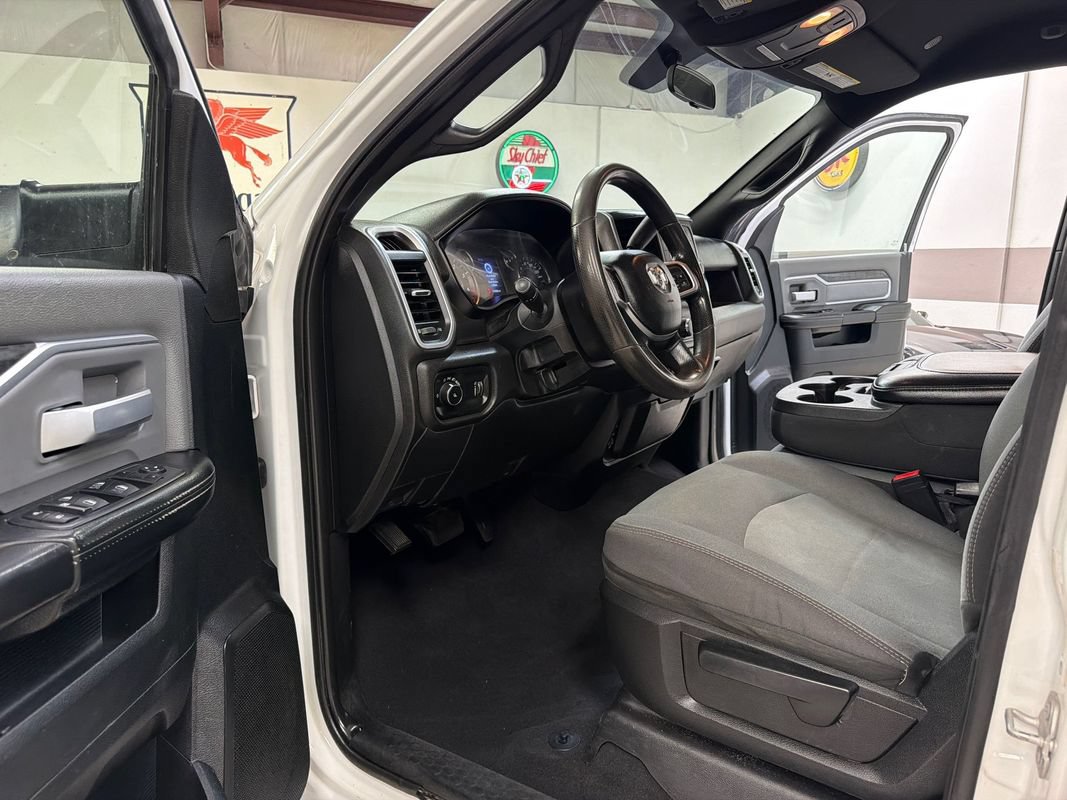 Used 2021 RAM 3500 Big Horn AWD/4WD image 17