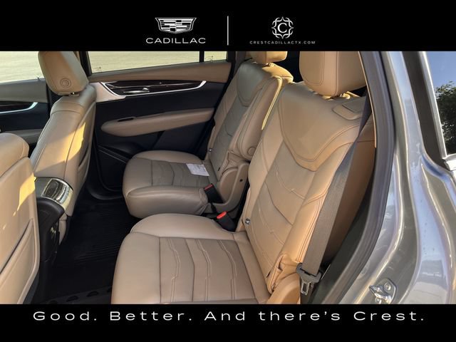 Used 2024 Cadillac XT6 Premium Luxury w/ Platinum Package FWD image 31