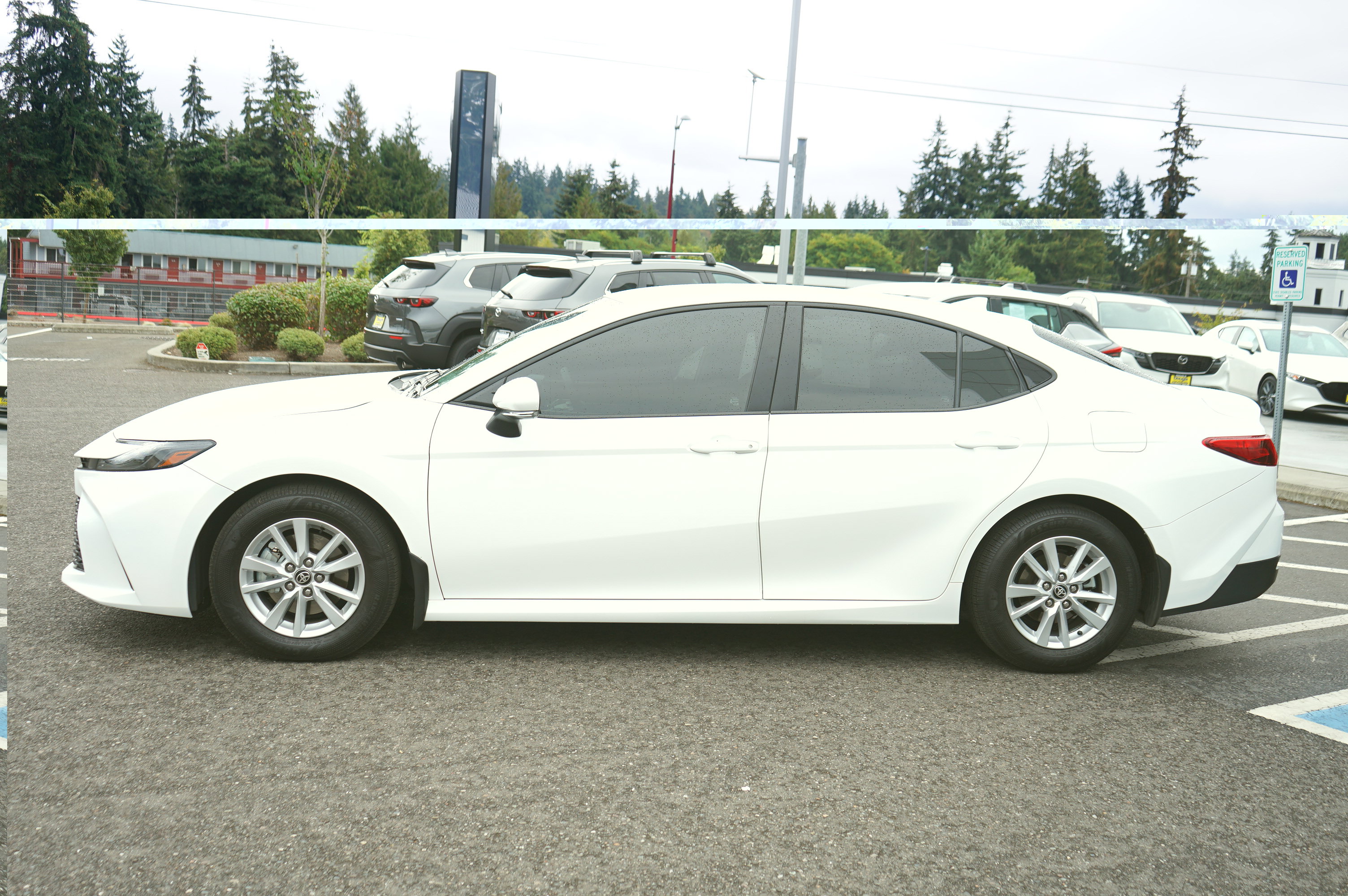 Used 2025 Toyota Camry LE FWD image 7
