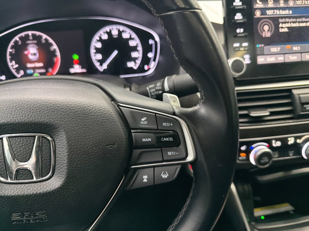 Used 2018 Honda Accord Touring image 26