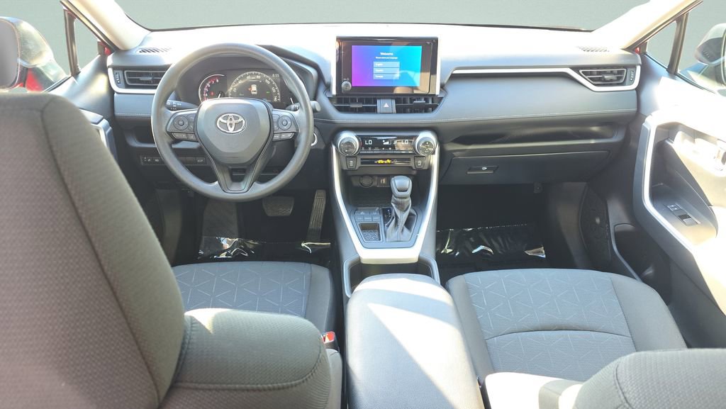 Used 2025 Toyota RAV4 XLE w/ Convenience Package FWD image 10