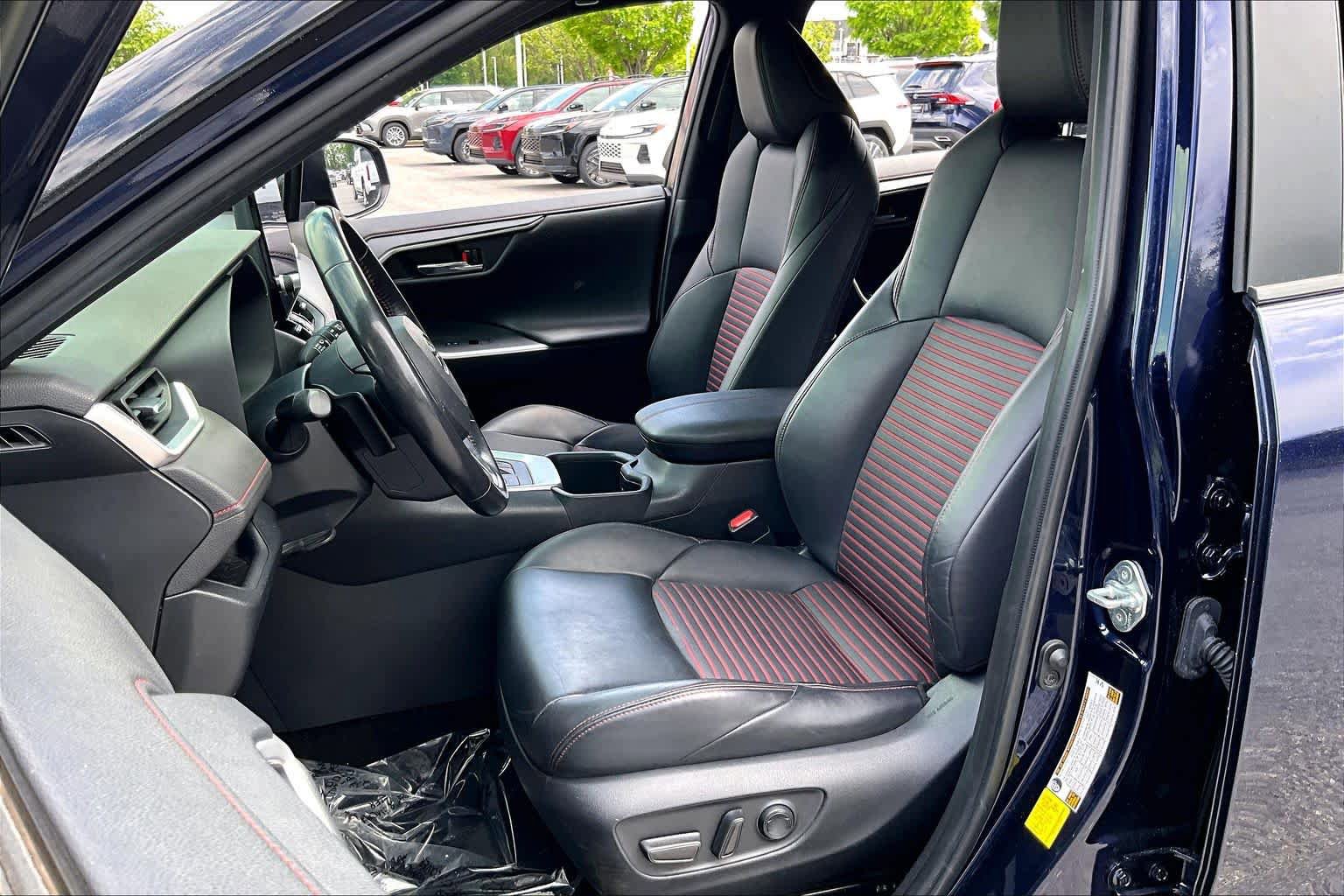 Used 2023 Toyota RAV4 XSE w/ Weather Package AWD/4WD image 8