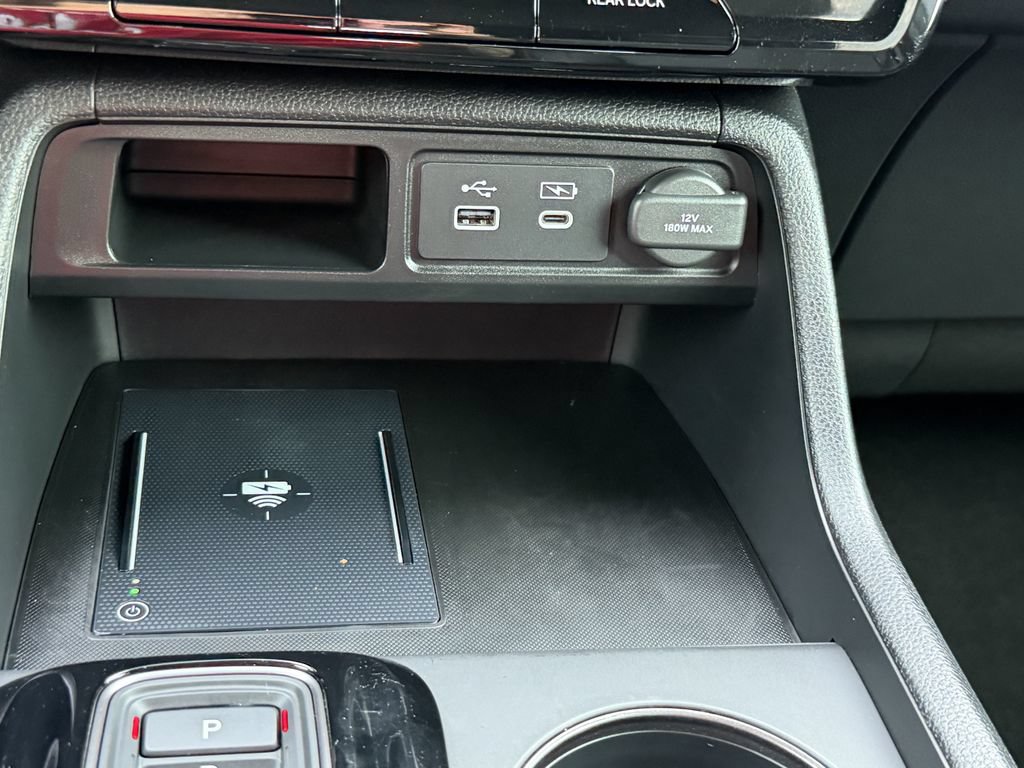 Used 2025 Honda Pilot TrailSport image 22