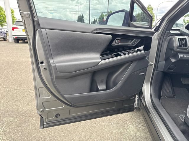Used 2024 Subaru Solterra AWD/4WD image 15