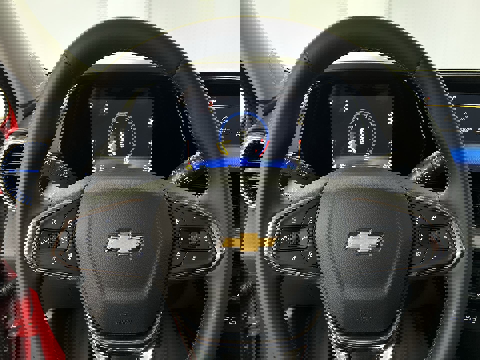 New 2026 Chevrolet Trax LT w/ Driver Confidence Package image 45