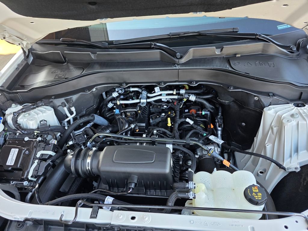 Used 2023 Ford Explorer XLT w/ Equipment Group 202A image 27