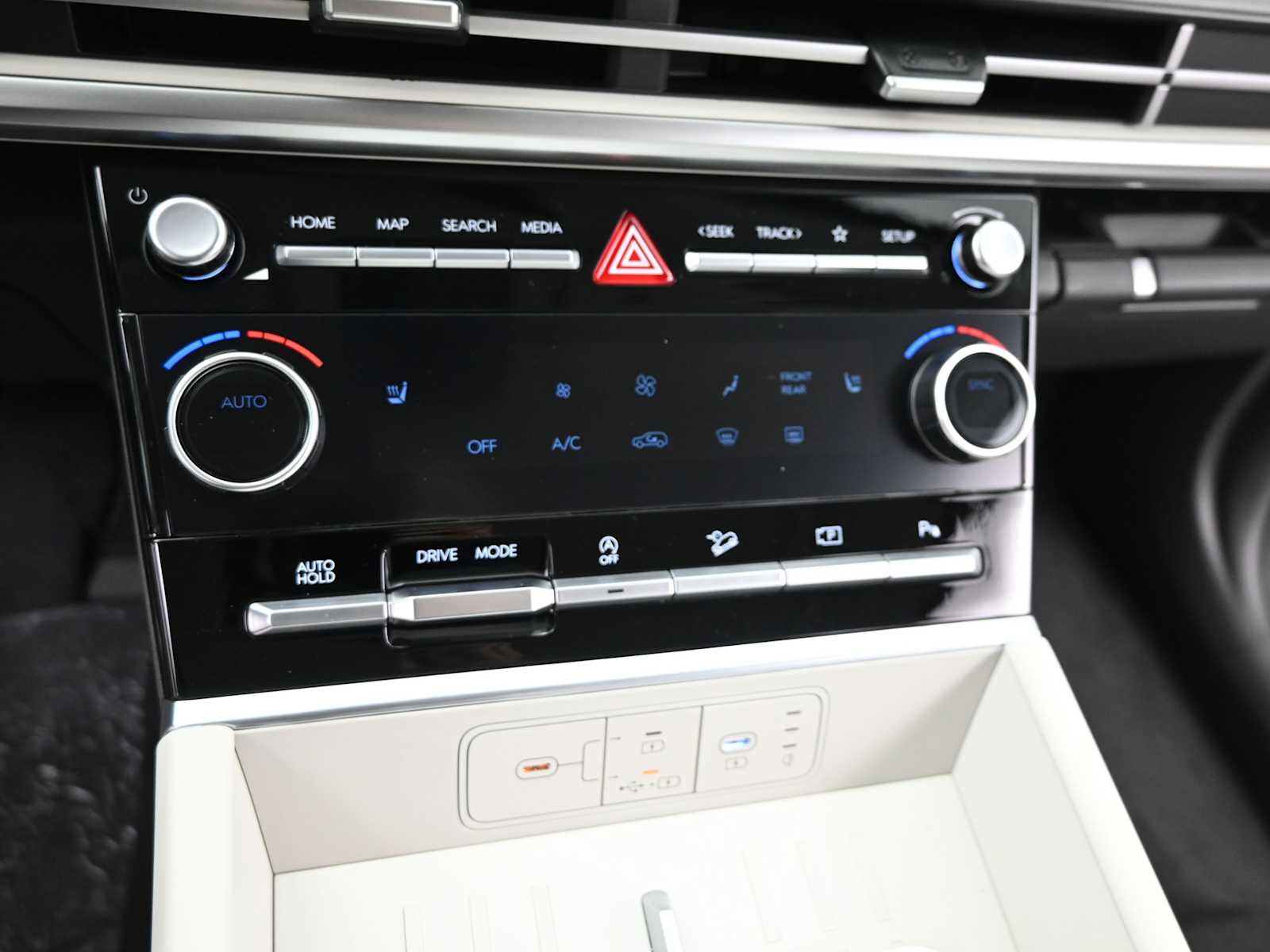 New 2026 Hyundai Santa Fe SEL FWD image 21