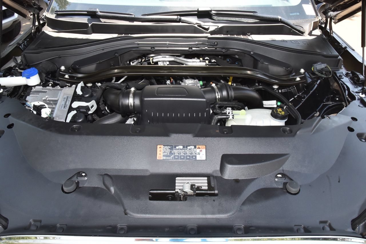 Certified 2026 Lincoln Aviator AWD image 40
