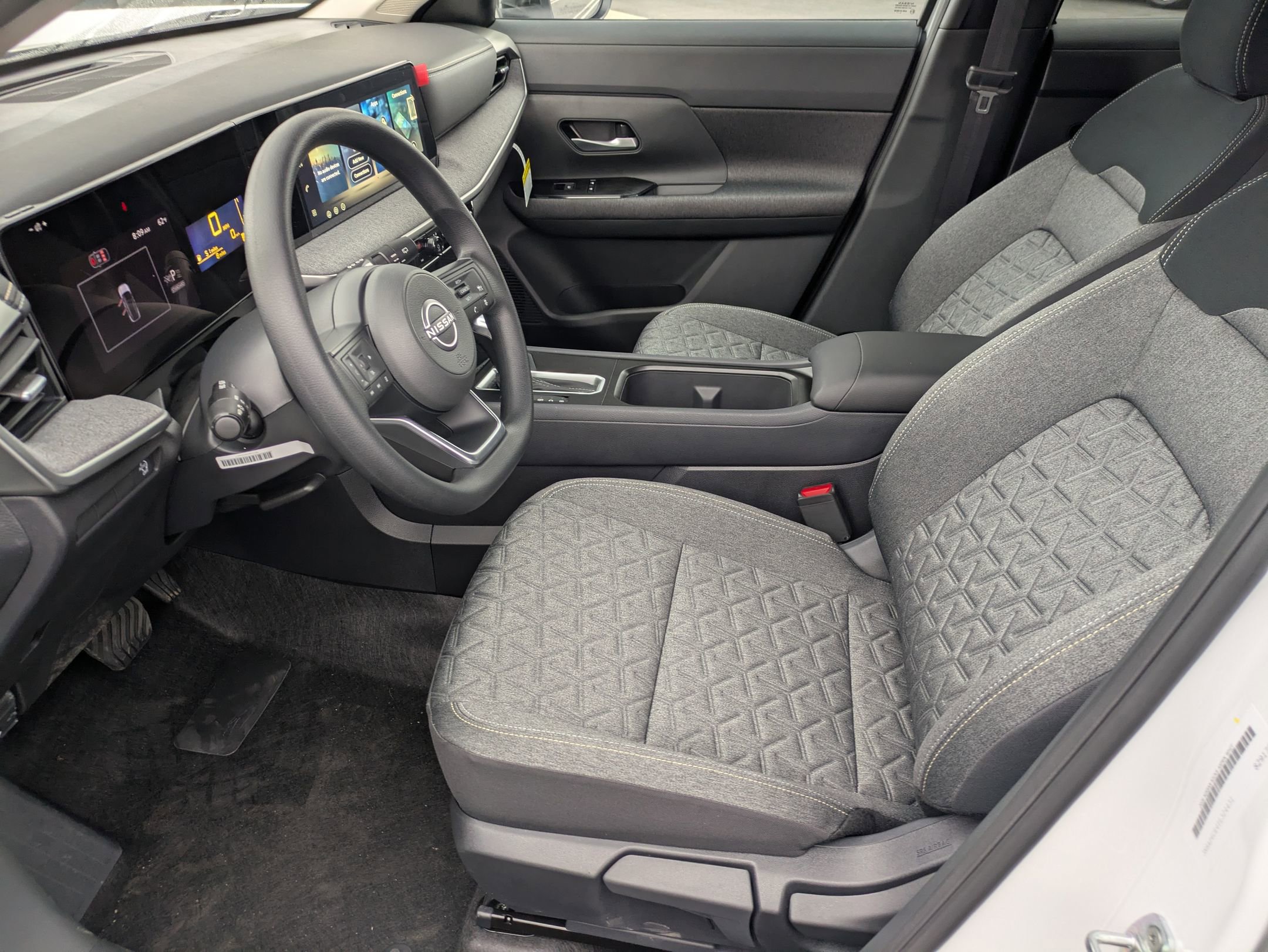 New 2026 Nissan Kicks SV image 14