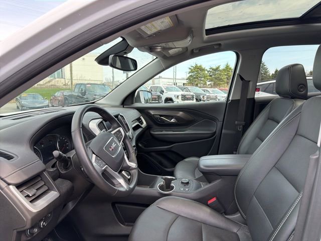 Used 2022 GMC Terrain SLT image 19