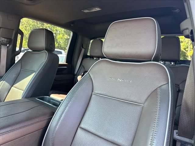 Used 2024 GMC Sierra 2500 Denali w/ Technology Package AWD/4WD image 27