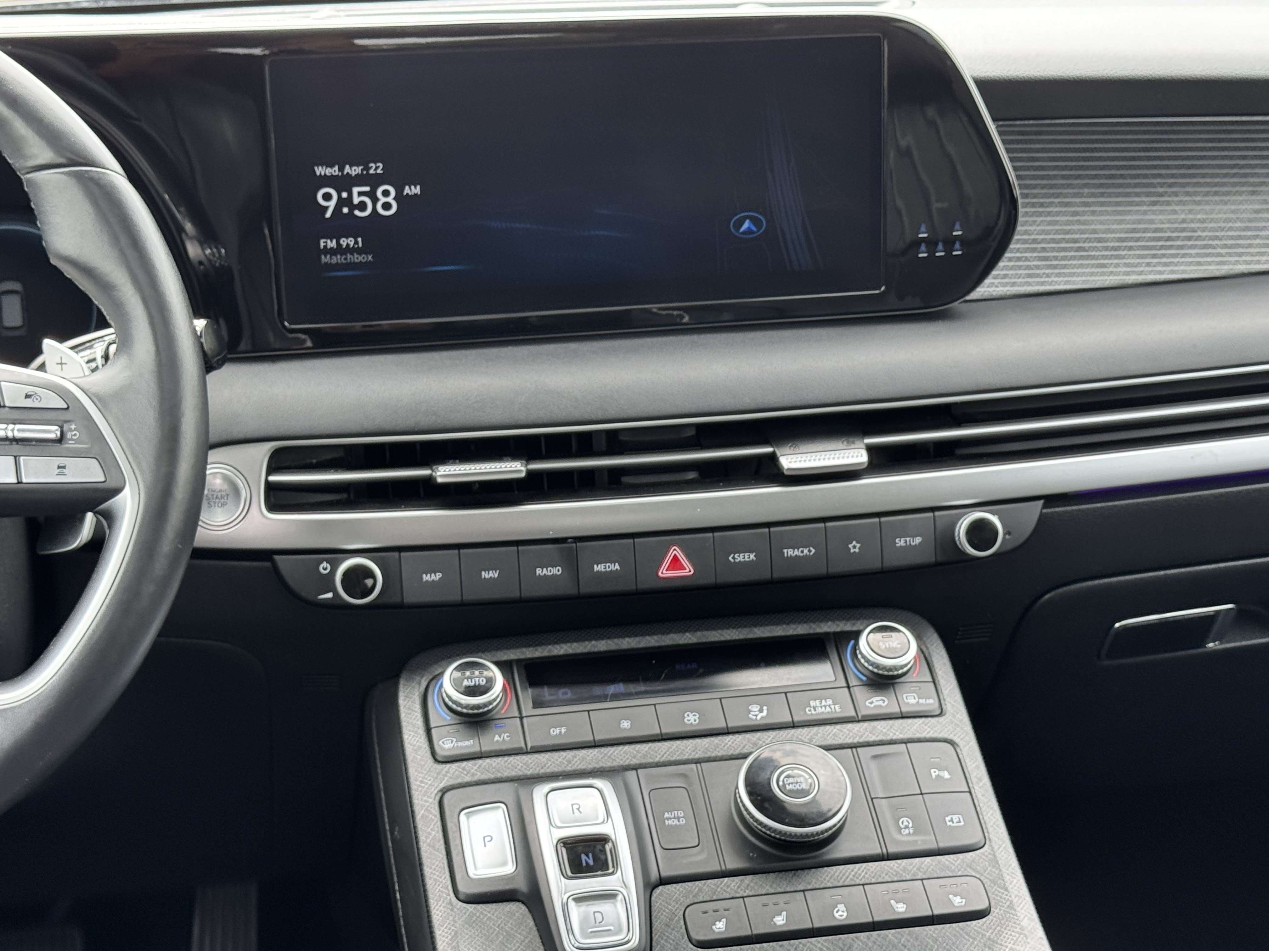 Used 2024 Hyundai Palisade Limited FWD image 18