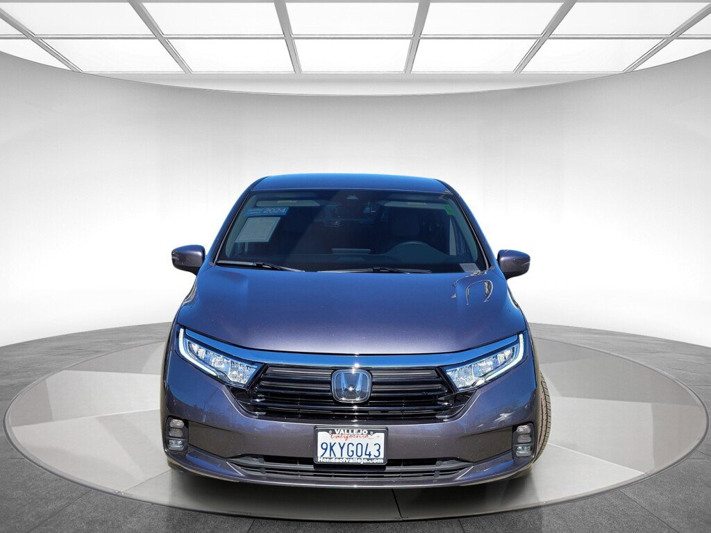 Certified 2024 Honda Odyssey EX image 8
