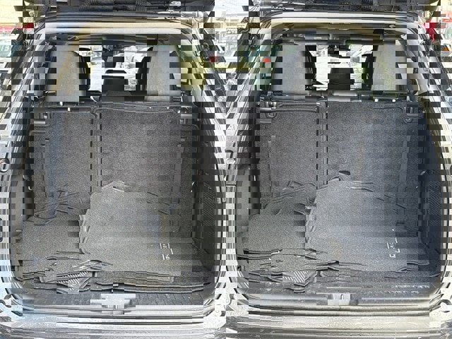 Used 2024 Toyota Highlander XLE image 35