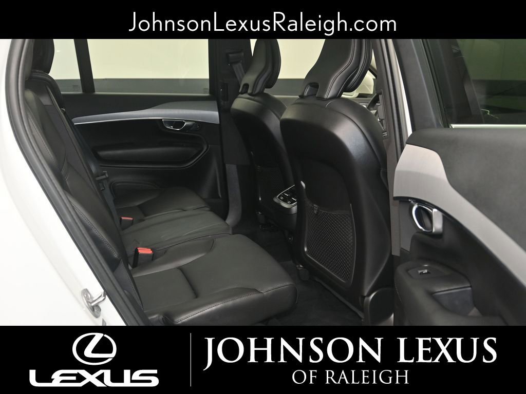 Used 2023 Volvo XC90 B5 Core w/ Protection Package Premier AWD/4WD image 10