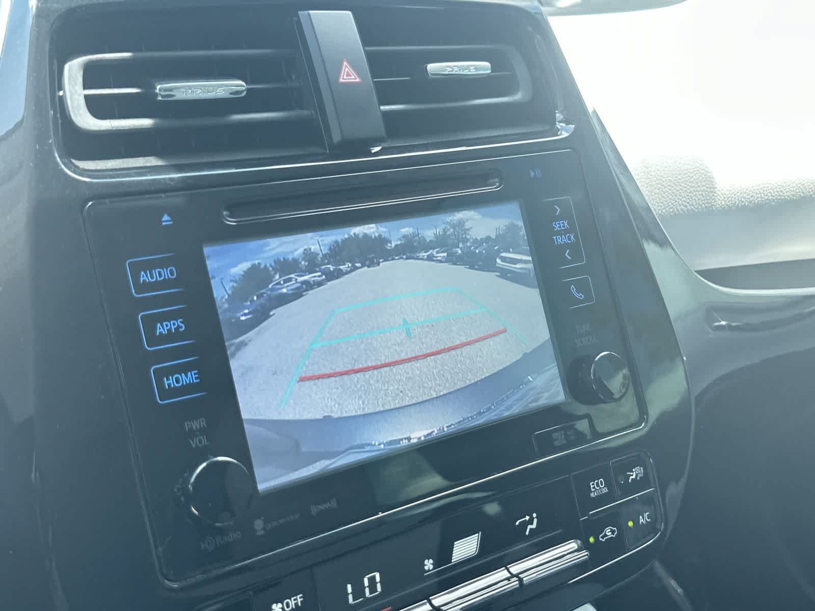 Used 2018 Toyota Prius Three Touring FWD image 21