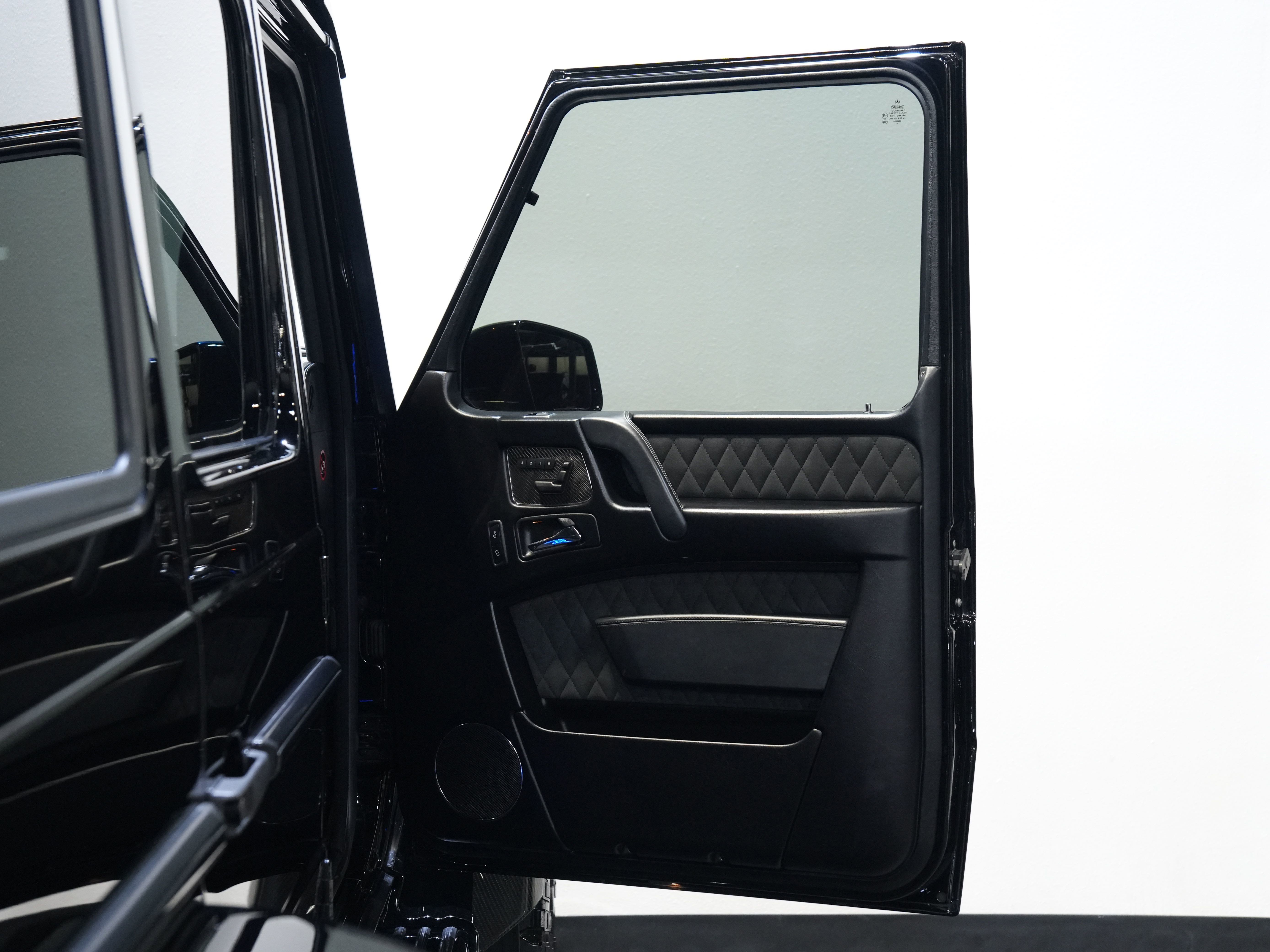 Used 2017 Mercedes-Benz G 550 Squared image 26