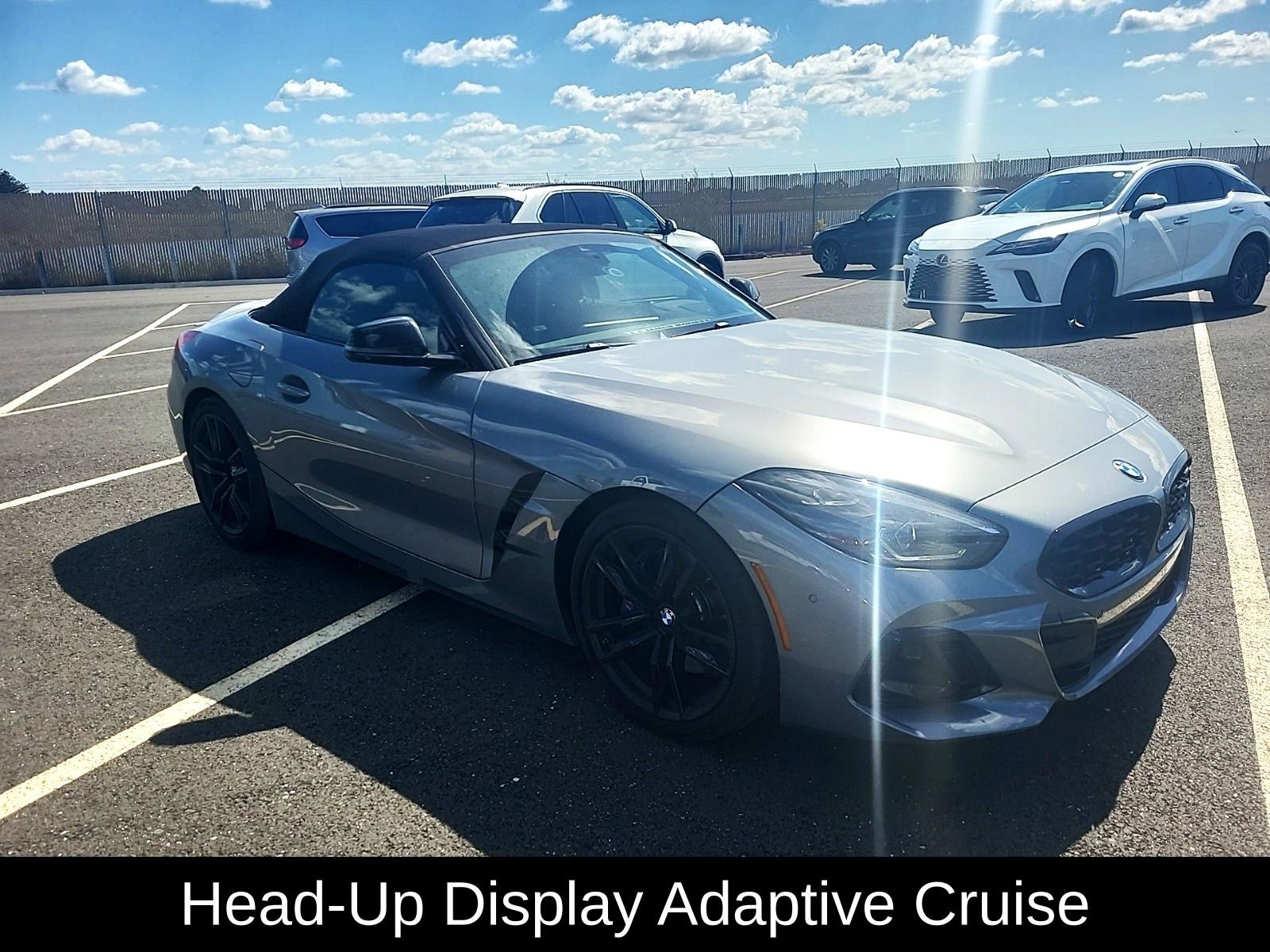 Used 2025 BMW Z4 M40i w/ Premium Package RWD image 1