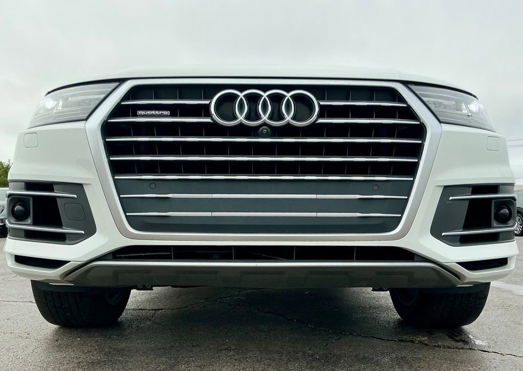 Used 2019 Audi Q7 3.0T Premium Plus w/ Premium Plus Package AWD/4WD image 9