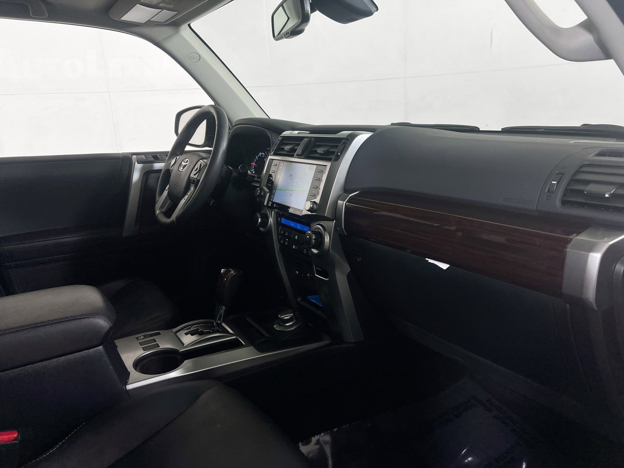 Used 2021 Toyota 4Runner Limited AWD/4WD image 29