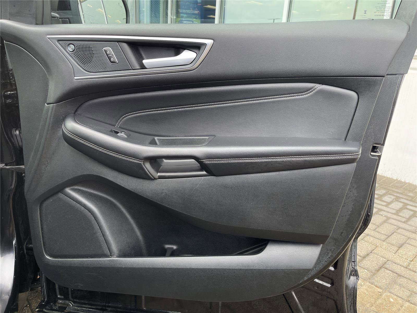 Used 2024 Ford Edge Titanium AWD/4WD image 34