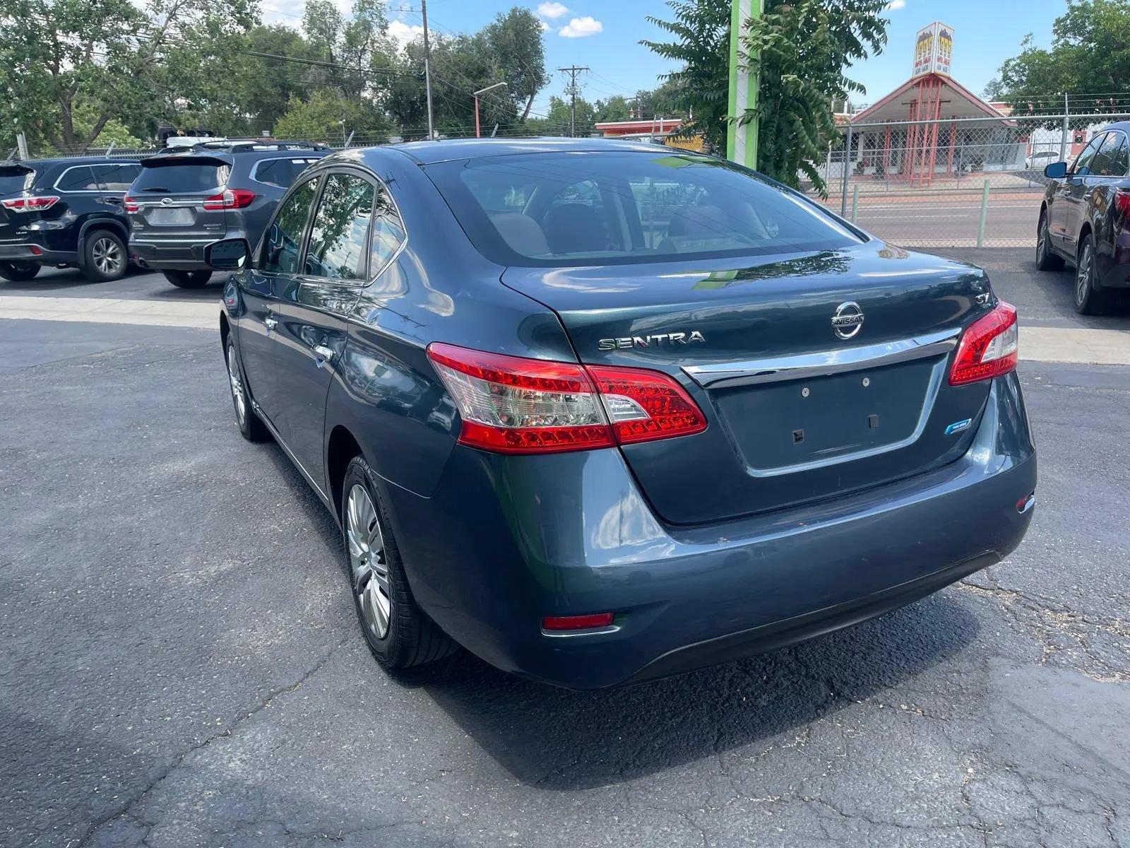 Used 2014 Nissan Sentra SV FWD image 6