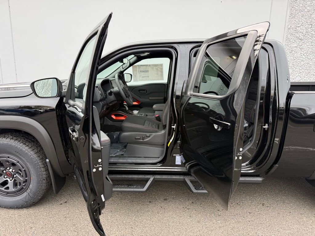 New 2026 Nissan Frontier PRO-4X w/ Tow Package image 18