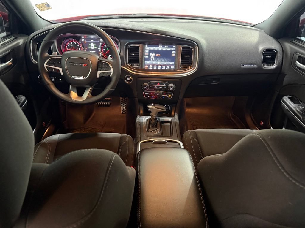 Used 2018 Dodge Charger SXT Plus w/ Beats Audio Group RWD image 31
