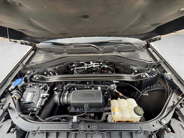 Used 2023 Ford Explorer Limited image 25