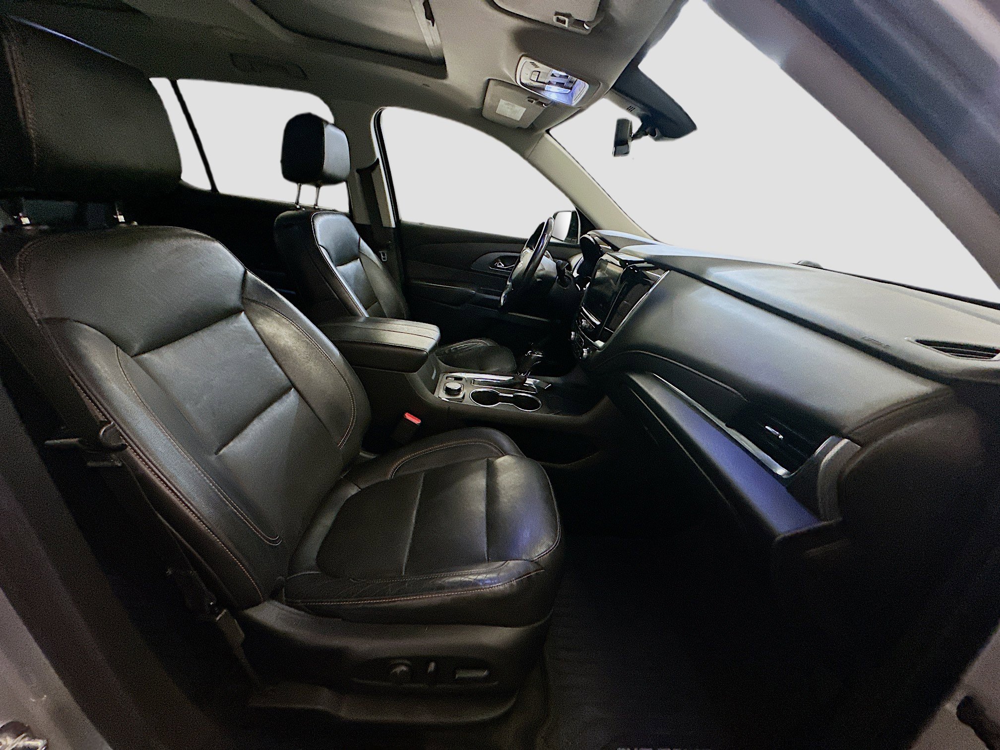 Used 2020 Chevrolet Traverse Premier w/ Redline Edition image 35