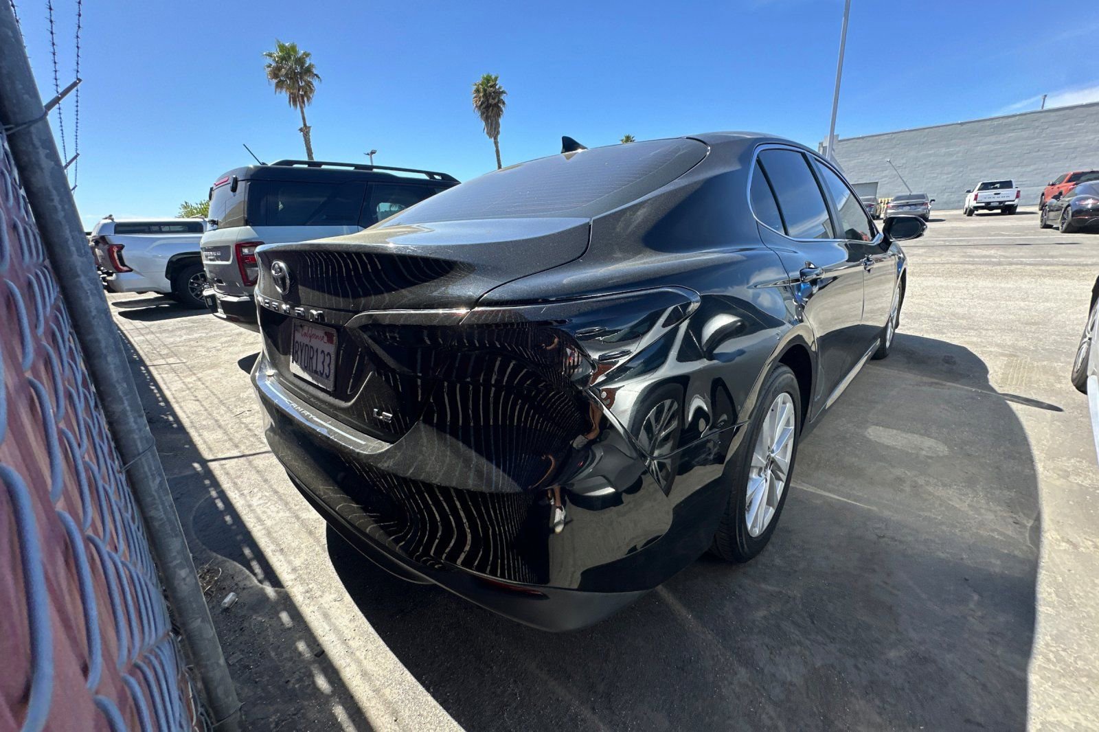 Used 2022 Toyota Camry LE image 4