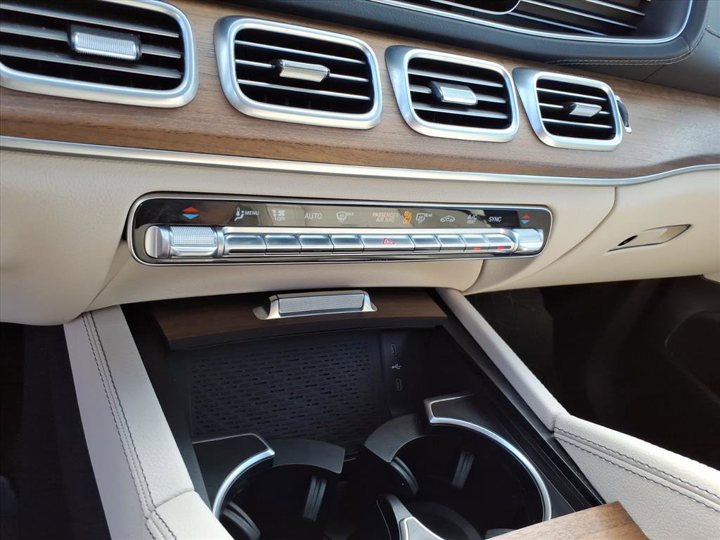 Certified 2025 Mercedes-Benz GLS 450 4MATIC image 20