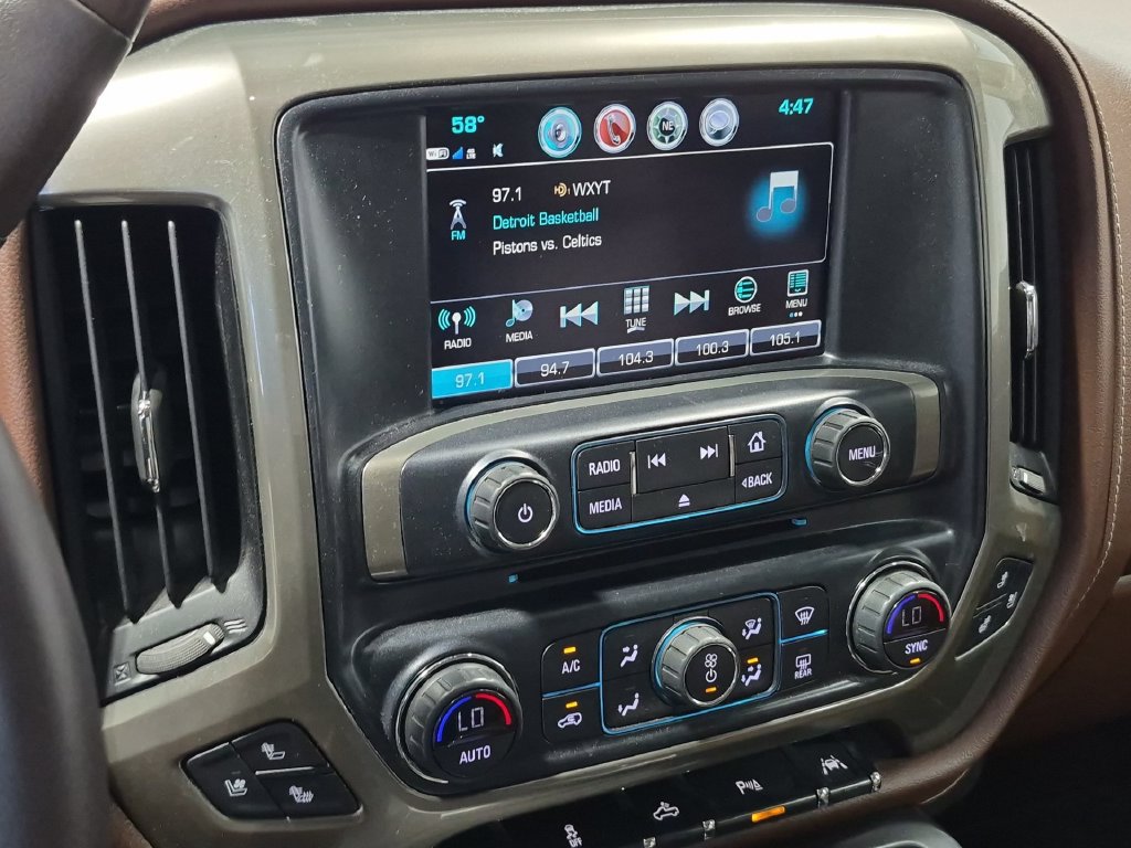 Used 2018 Chevrolet Silverado 1500 High Country AWD/4WD image 36
