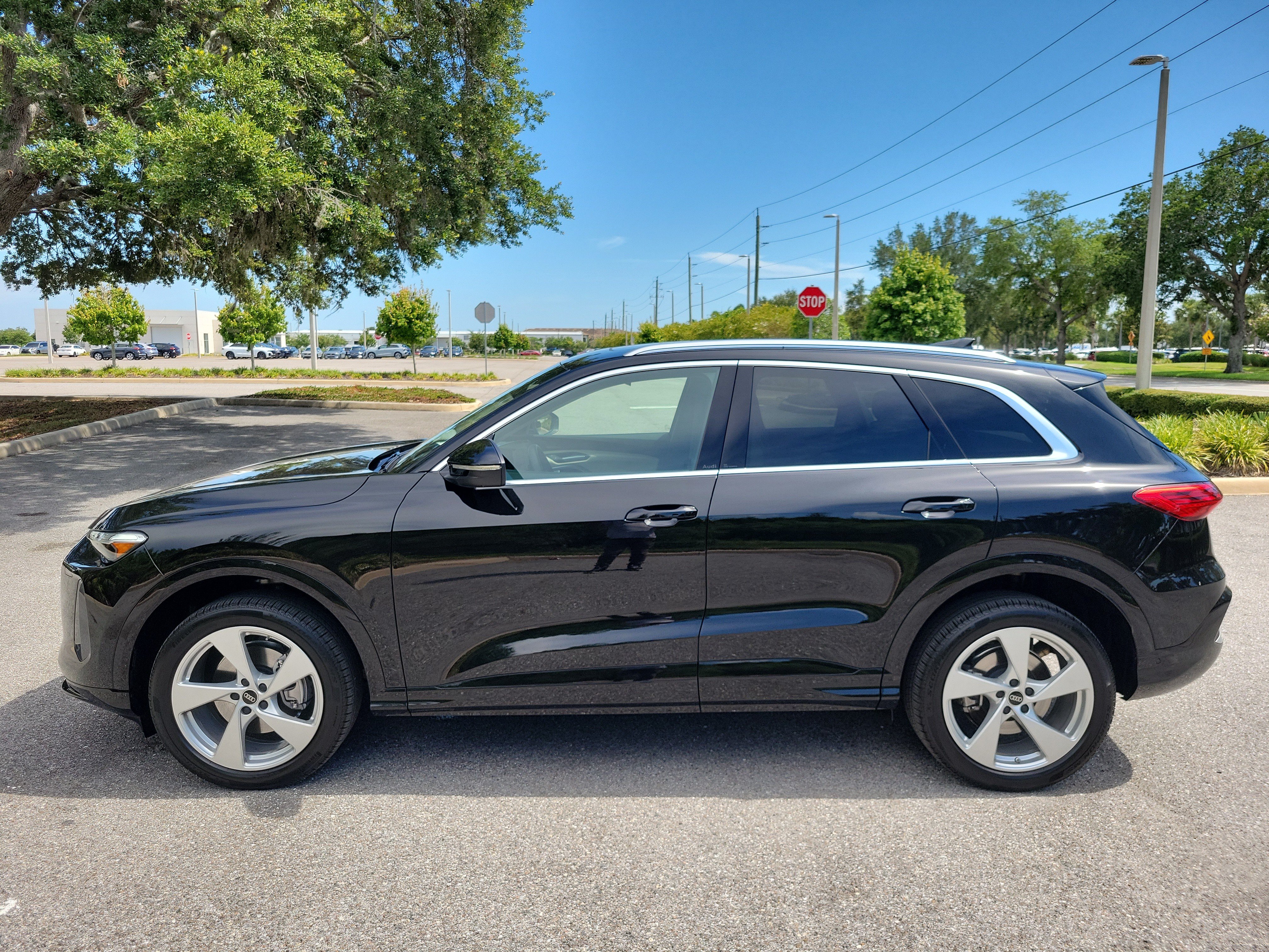 Certified 2025 Audi Q5 Premium w/ Premium Plus AWD/4WD image 7