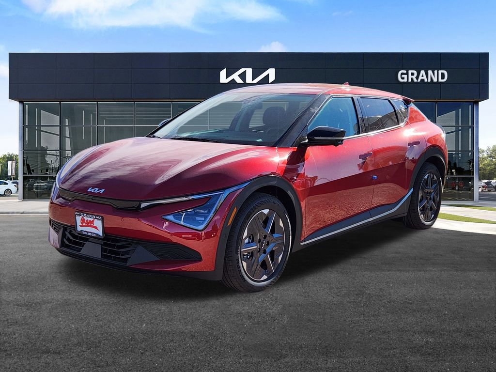 New 2025 Kia EV6 Light w/ Light LR Technology Package image 4