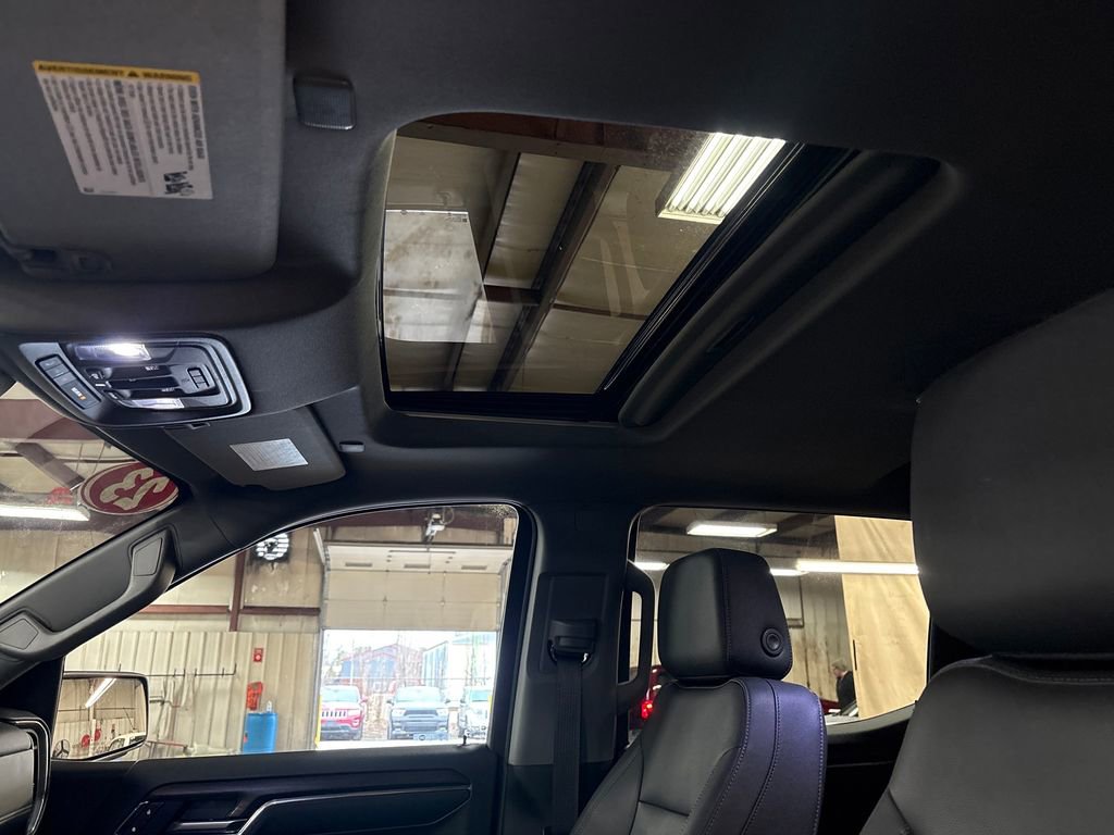 Certified 2023 GMC Sierra 1500 SLT AWD/4WD image 13