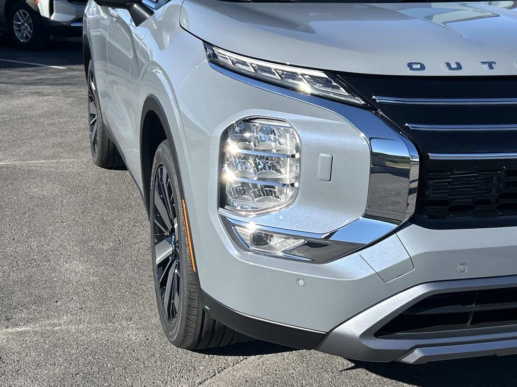 New 2026 Mitsubishi Outlander SE AWD/4WD image 9