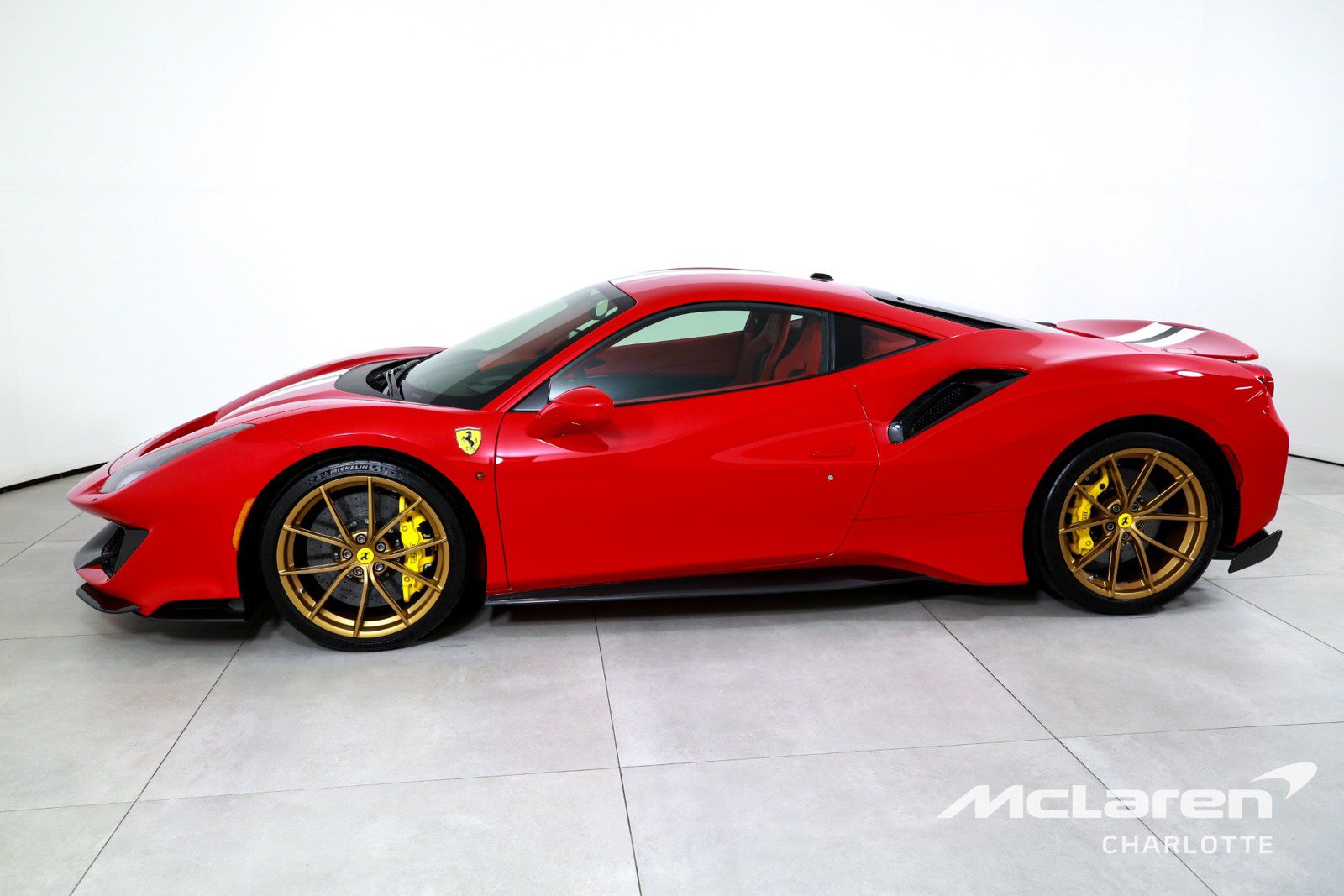 Used 2020 Ferrari 488 Pista Coupe RWD image 5
