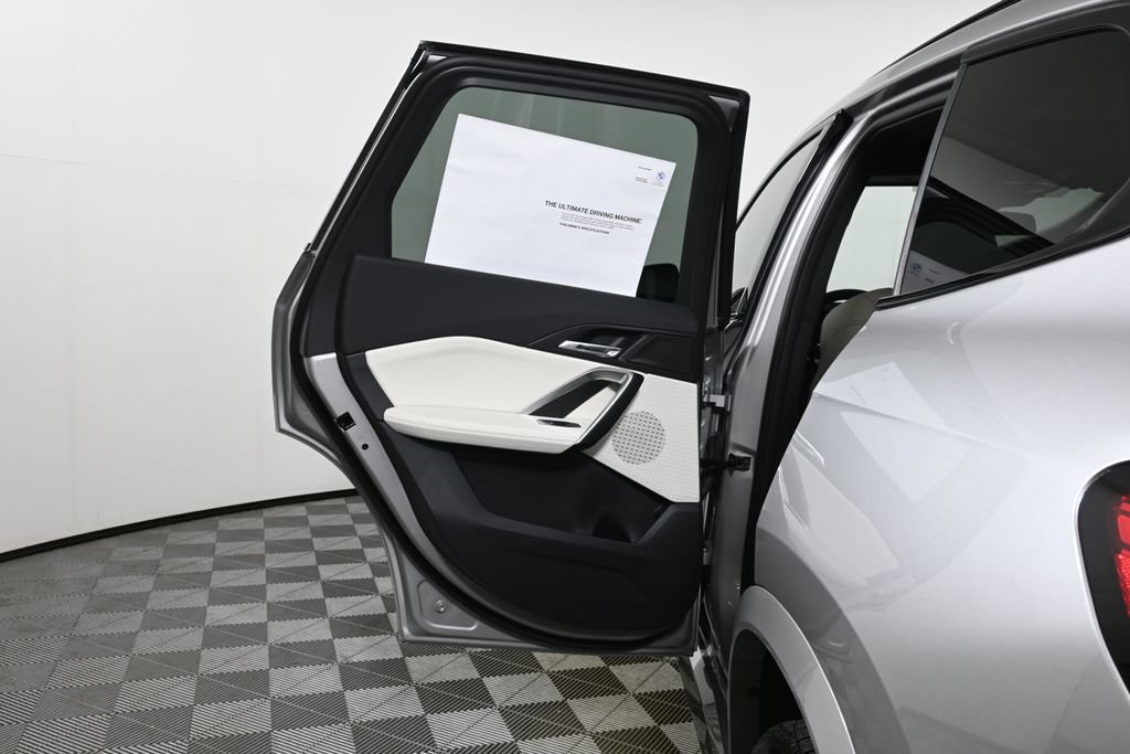 New 2027 BMW X1 xDrive28i AWD/4WD image 26