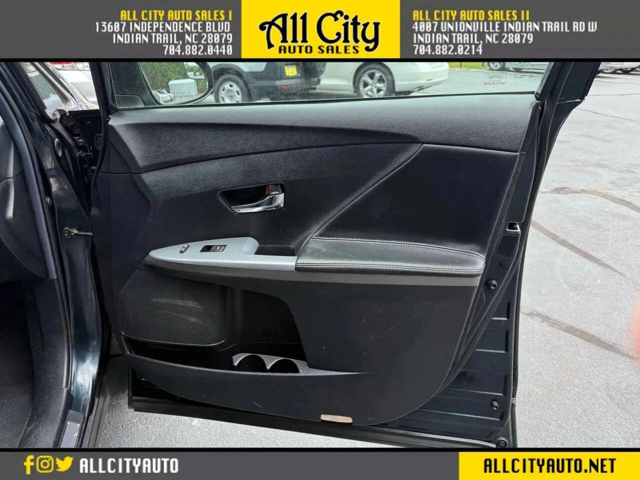 Used 2013 Toyota Venza XLE image 14