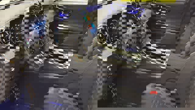 Used 2026 Mercedes-Benz GLC 300 4MATIC image 27