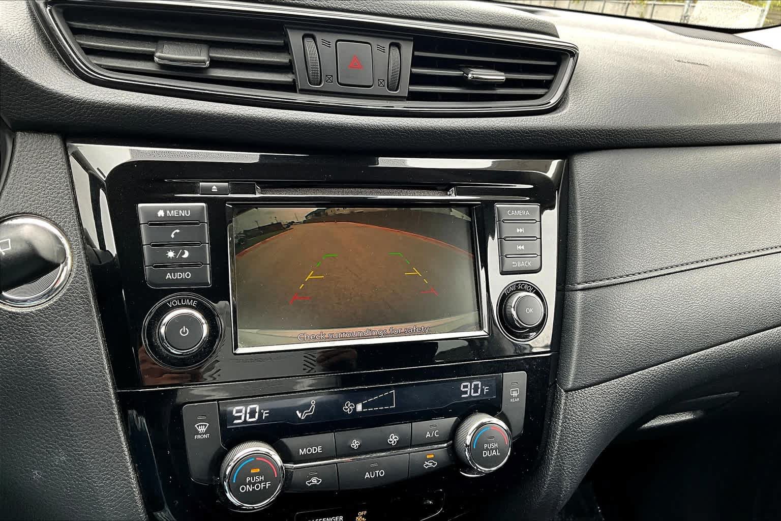 Used 2019 Nissan Rogue SV FWD image 26